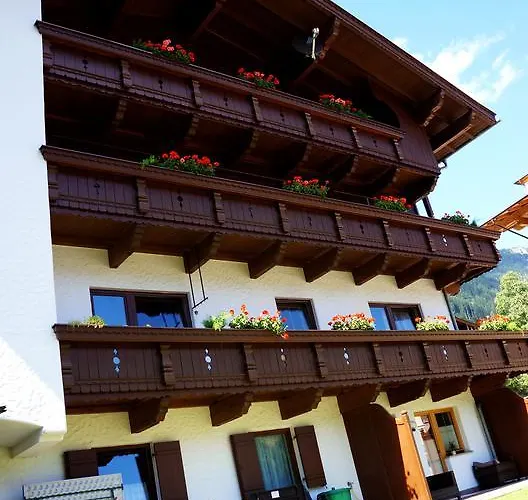 아파트 Roasnerhof